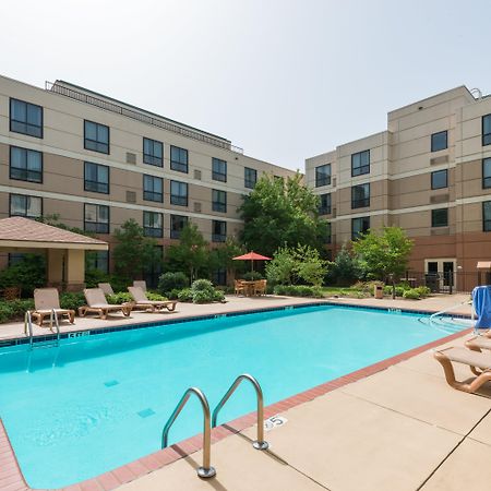 Staybridge Suites Memphis-Poplar Ave East, An Ihg Hotel Exterior foto