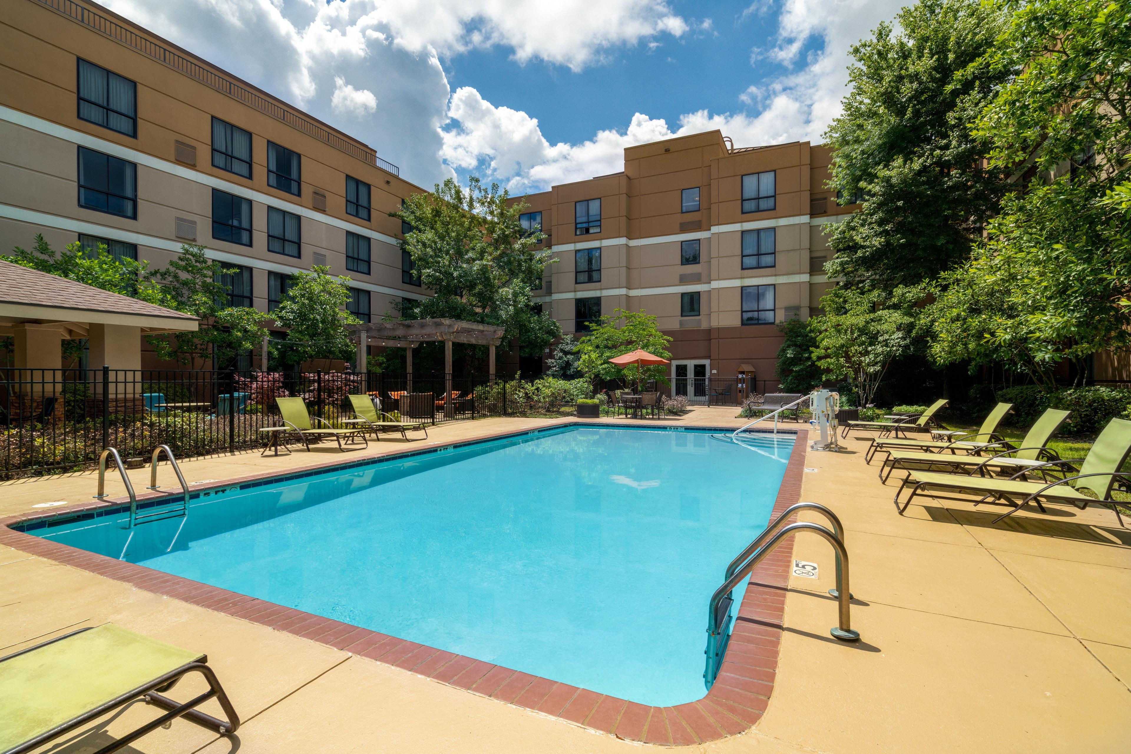 Staybridge Suites Memphis-Poplar Ave East By Ihg Exterior foto